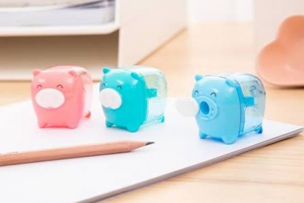 0557_Gọt chì_Hình con heo_Màu lẫn E